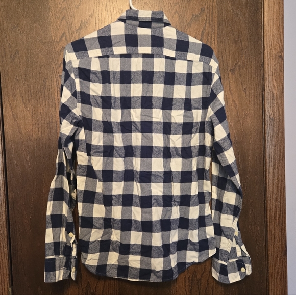 J Crew Plaid Flannel Button Down Top - Picture 2 of 3